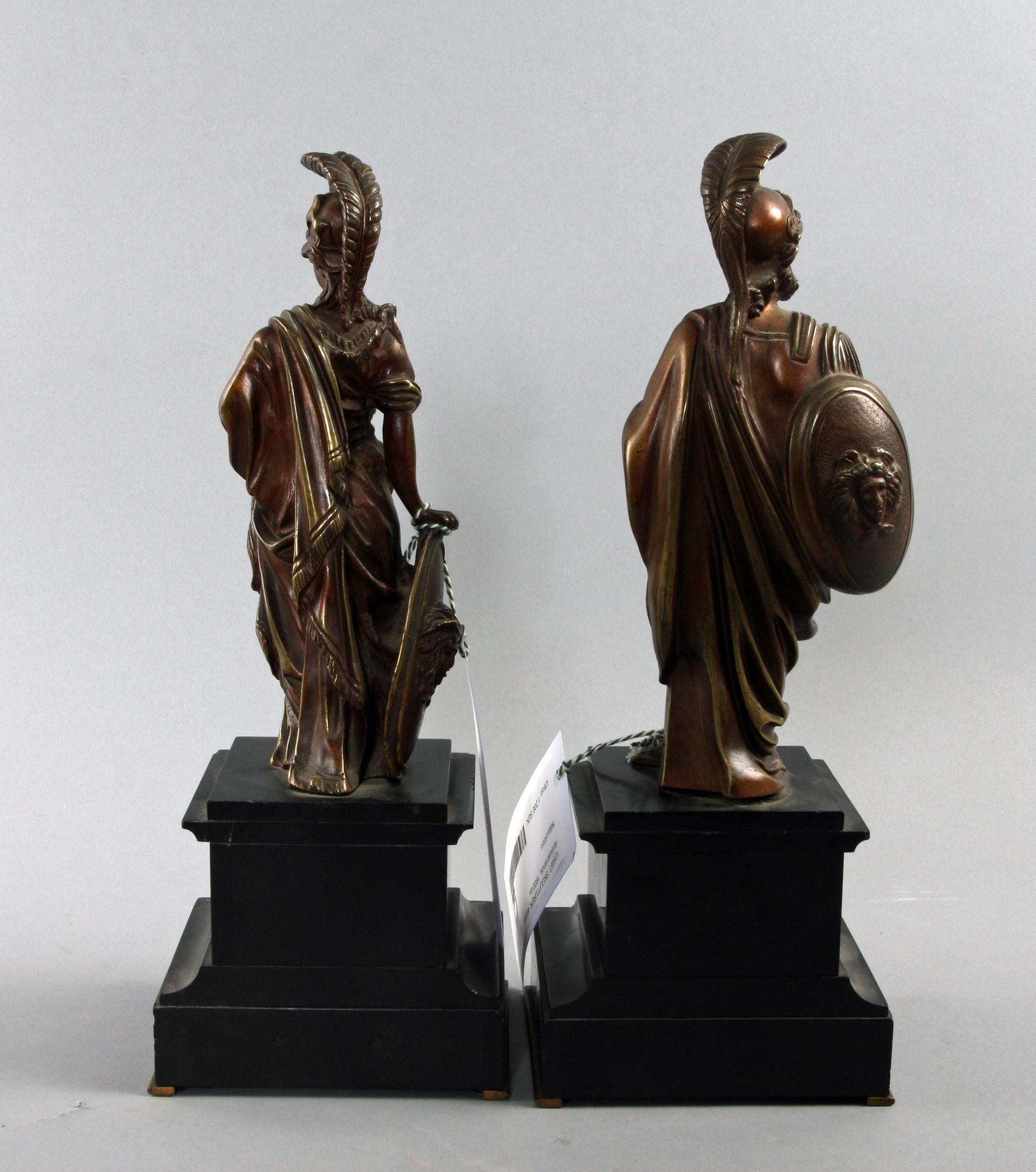 SKULPTURER, ett par. Antikiserande, 1900-tal.