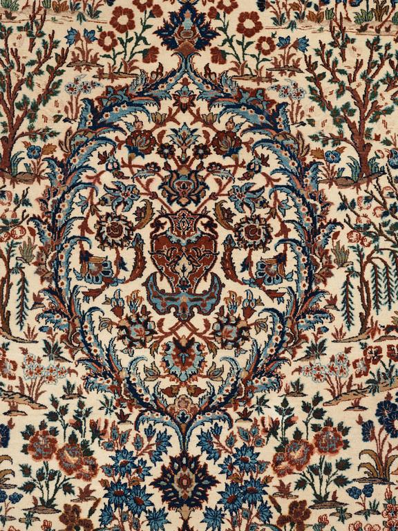 SEMIANTIK ISFAHAN PART SILK. 214,5 x 151 cm.