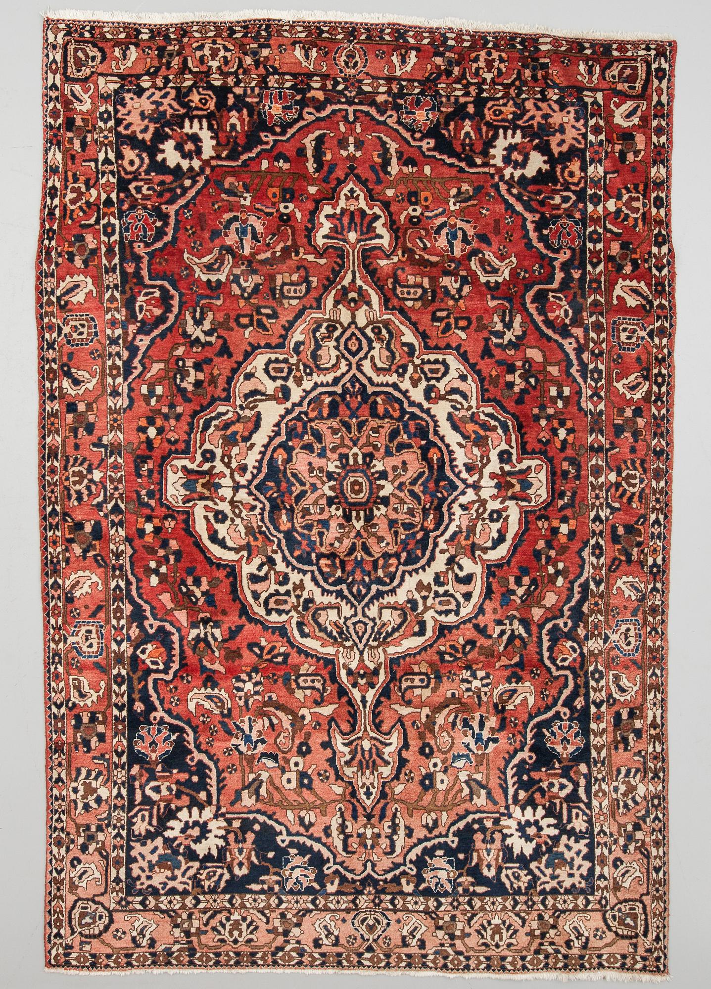 MATTA, Baktiari, 1900-talets slut. Ca 319 x 212 cm.