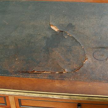 A writing desk, made around year 1900.