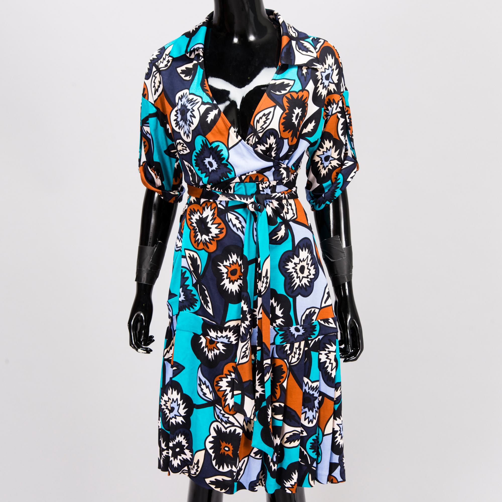 knee length dress shorts Classy Short Sleeve Knee-Length Party Dress main image 1