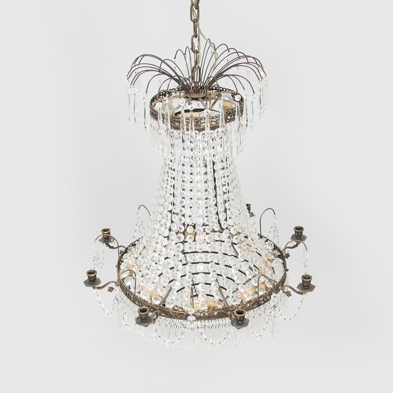 Kattokruunu, empire-tyyli, 1900-luvun puoliväli.