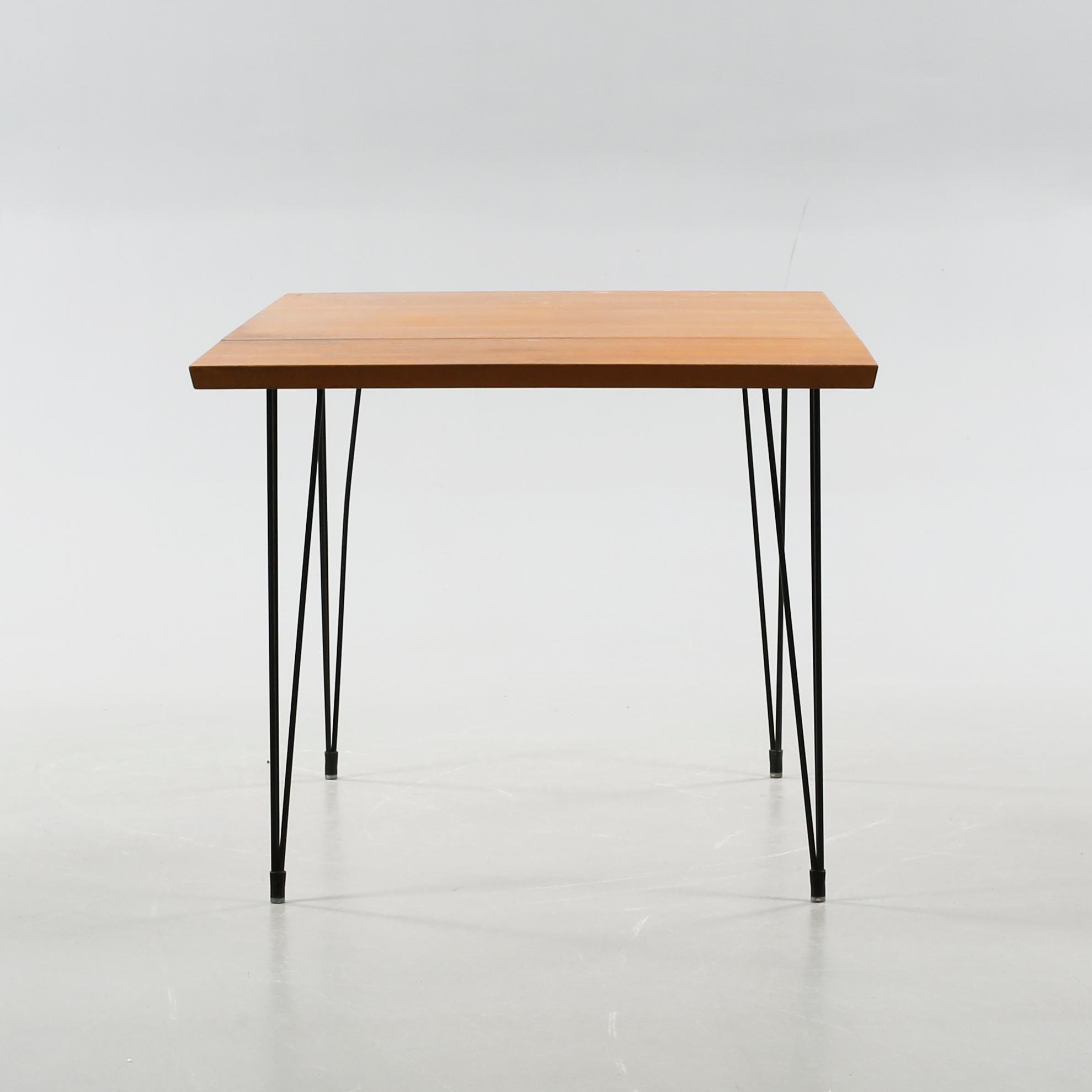 BORD, string-modell, omkring 1900-talets mitt.