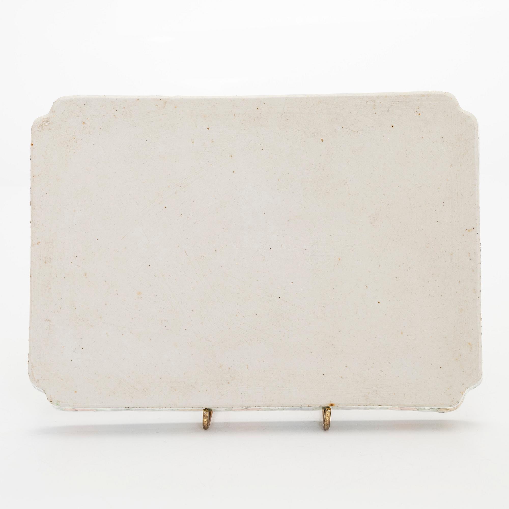 Bricka, porslin, Qingdynastin, 1800-tal.