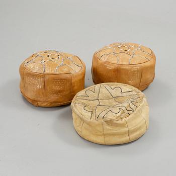 SITTPUFFAR, 3 st, 1900-tal.