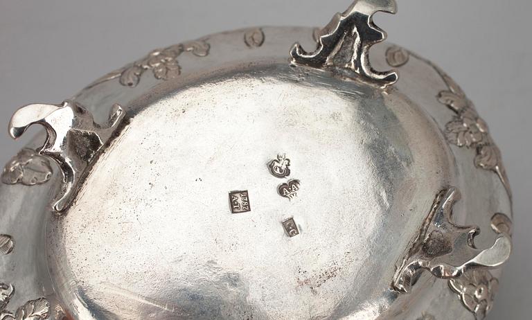 SOCKERSKRIN, silver, Stephan Sawljew, Moskva 1787, Ryssland. Tot. vikt ca 306 gr.