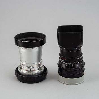 A Hasselblad 500 C/M camera.