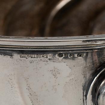 A Swedish 20th century silver pot, mark of CG Hallberg, Stockholm 1917.