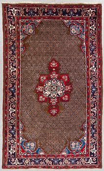 MATTA. Iran, 1900-talets slut, ca 264 X 157 cm.