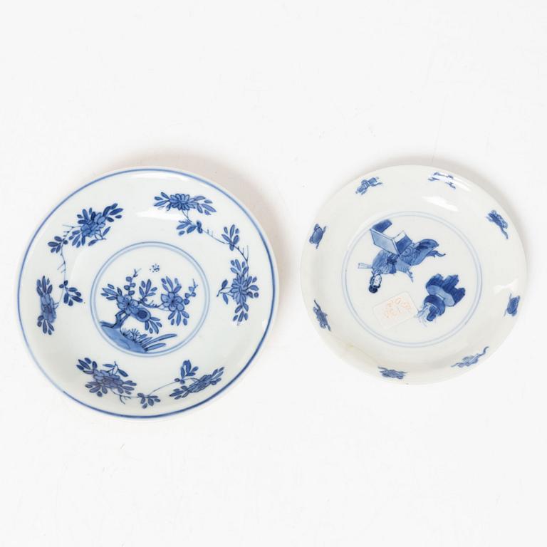 A group of three cups with saucers and two cups, Qing dynasty, 18th century.