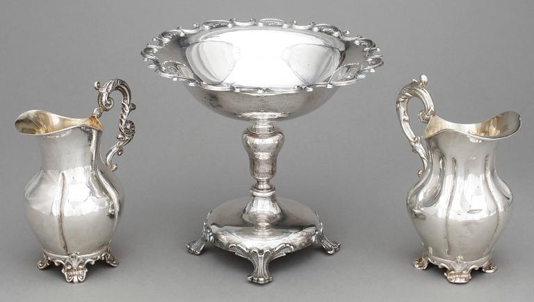 UPPSATSSKÅL OCH GRÄDDKANNOR, 3 delar, silver, bland annat Anders Gustaf Wixner, Söderköping, 1887. Totalvikt ca 630g.