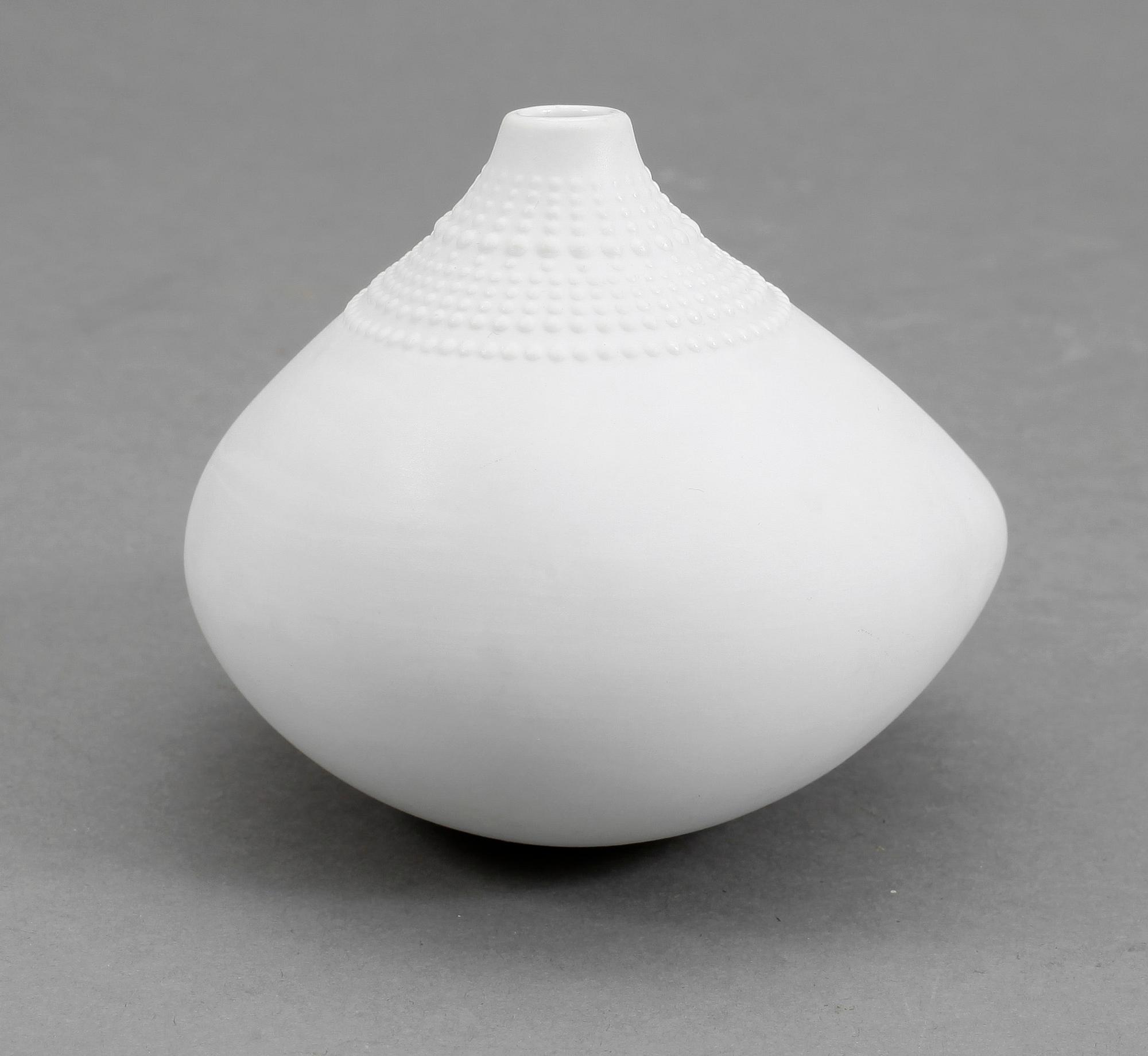 VAS, porslin "Pollo", design Tapio Wirkkala, Studio-Line Rosenthal.