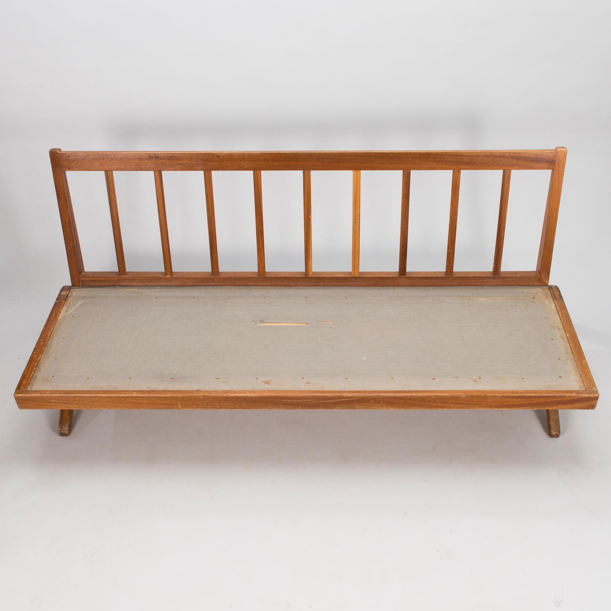 OLAVI HÄNNINEN, A 3-piece 1960s 'Bumerang' sofa suite for HMN Huonekalu Mikko Nupponen, Lahti, Finland.