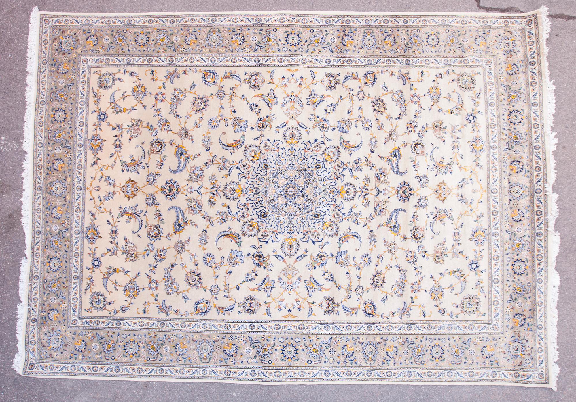 MATTA, Keshan. 326 x 235 cm.