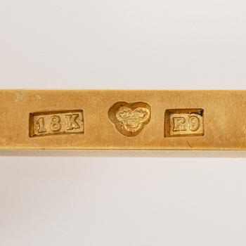 Wiwen Nilsson, a brooch, 18K gold with a cabochon-cut moonstone, Lund 1967.