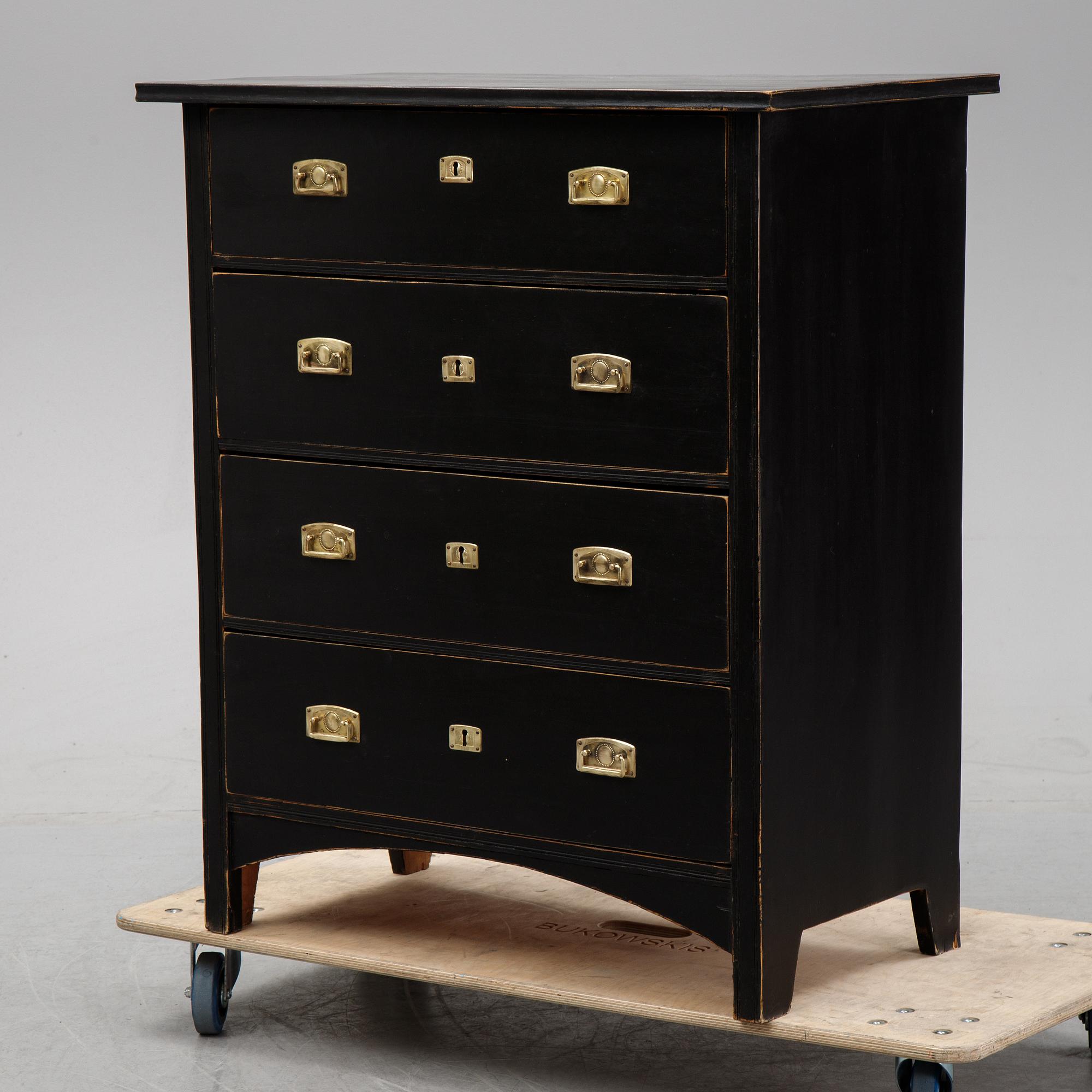 A chest of drawers, first half of the 20th century.