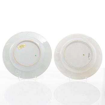 Tallrikar, fyra stycken, porslin, Qingdynastin, Yongzheng (1723-35).