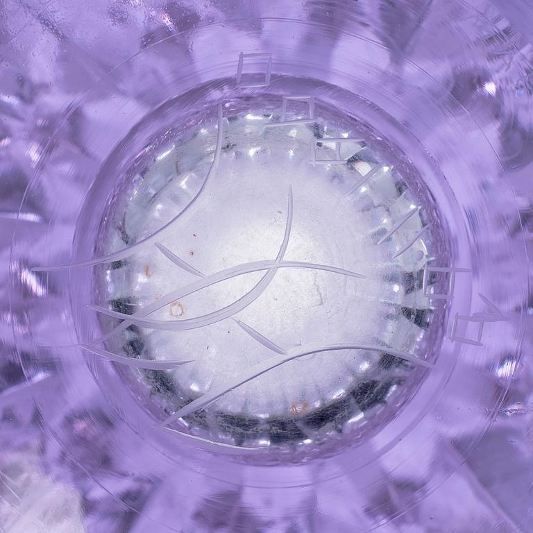 Aimo Okkolin, a vase signed Aino Okkolin Riihimäen Lasi OY.