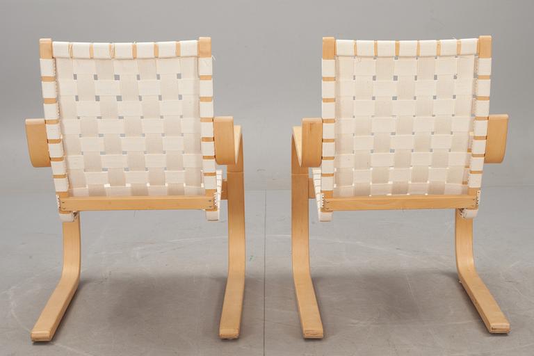 FÅTÖLJER, ett par. "406", Alvar Aalto.