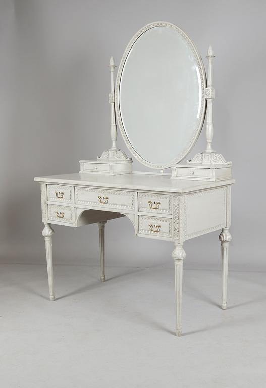 TOALETTBORD, 1900-talets andra hälft.