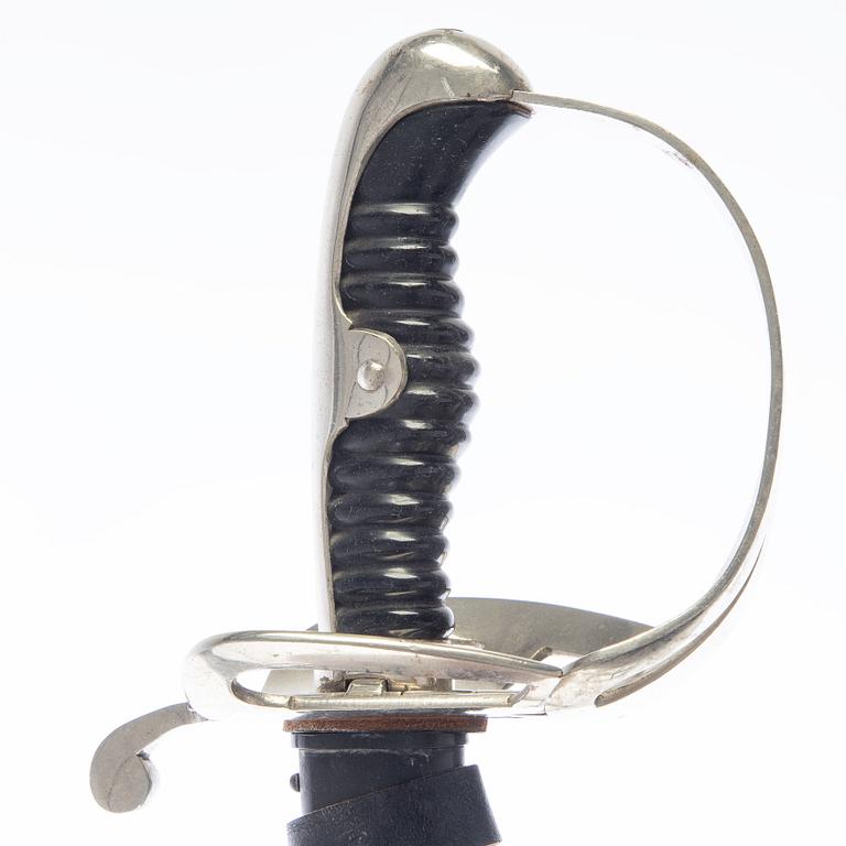 Sabel, tysk, 1900-tal, med balja.