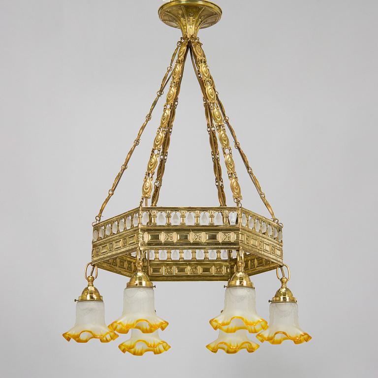 Kattokruunu, 1900-luvun alku.