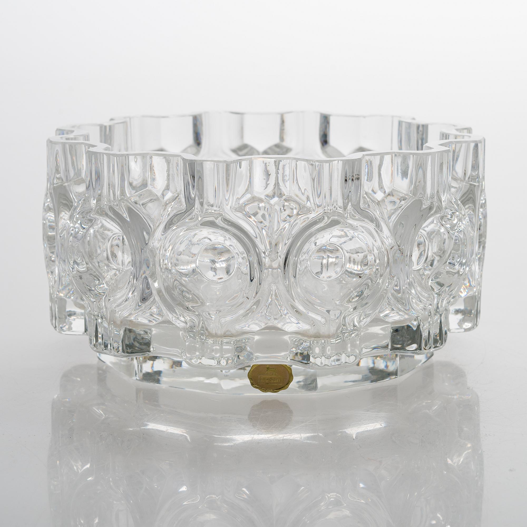 A vase "Brokadi" designed and signed 1973 by Helena Tynell Riihimäen Lasi Oy.