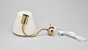 VÄGGLAMPA, mässing, modell 2334, Josef  Frank, Firma Svenskt Tenn.