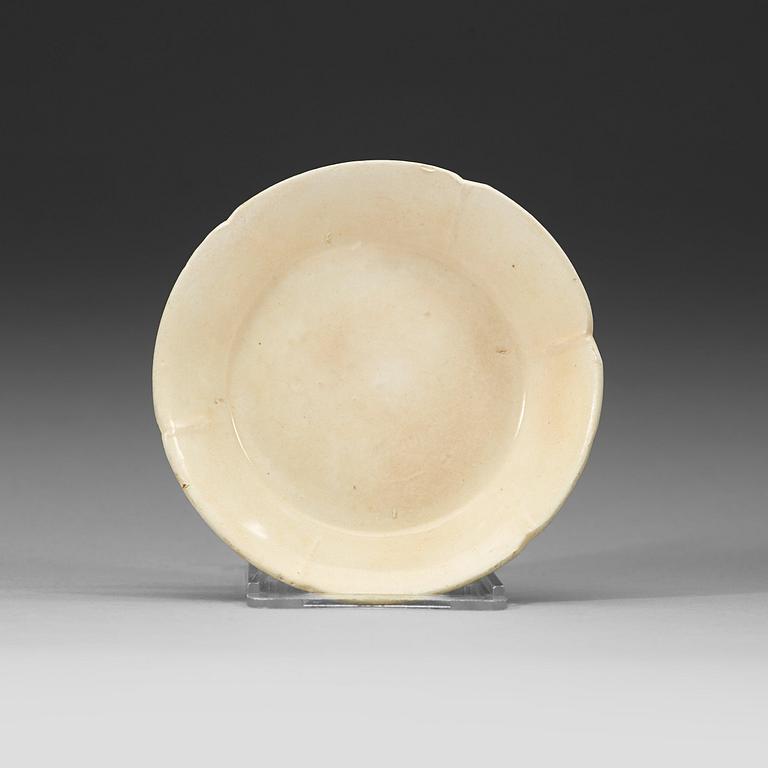A Cizhou type lobed dish, Northern Song dynasty (960-1127).