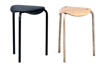 335. Ilmari Tapiovaara, STOOLS, 2 PCS.