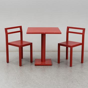 BORIS BERLIN/POUL CHRISTIANSEN, bord med två stolar, "Non", Komplot design, Källemo.