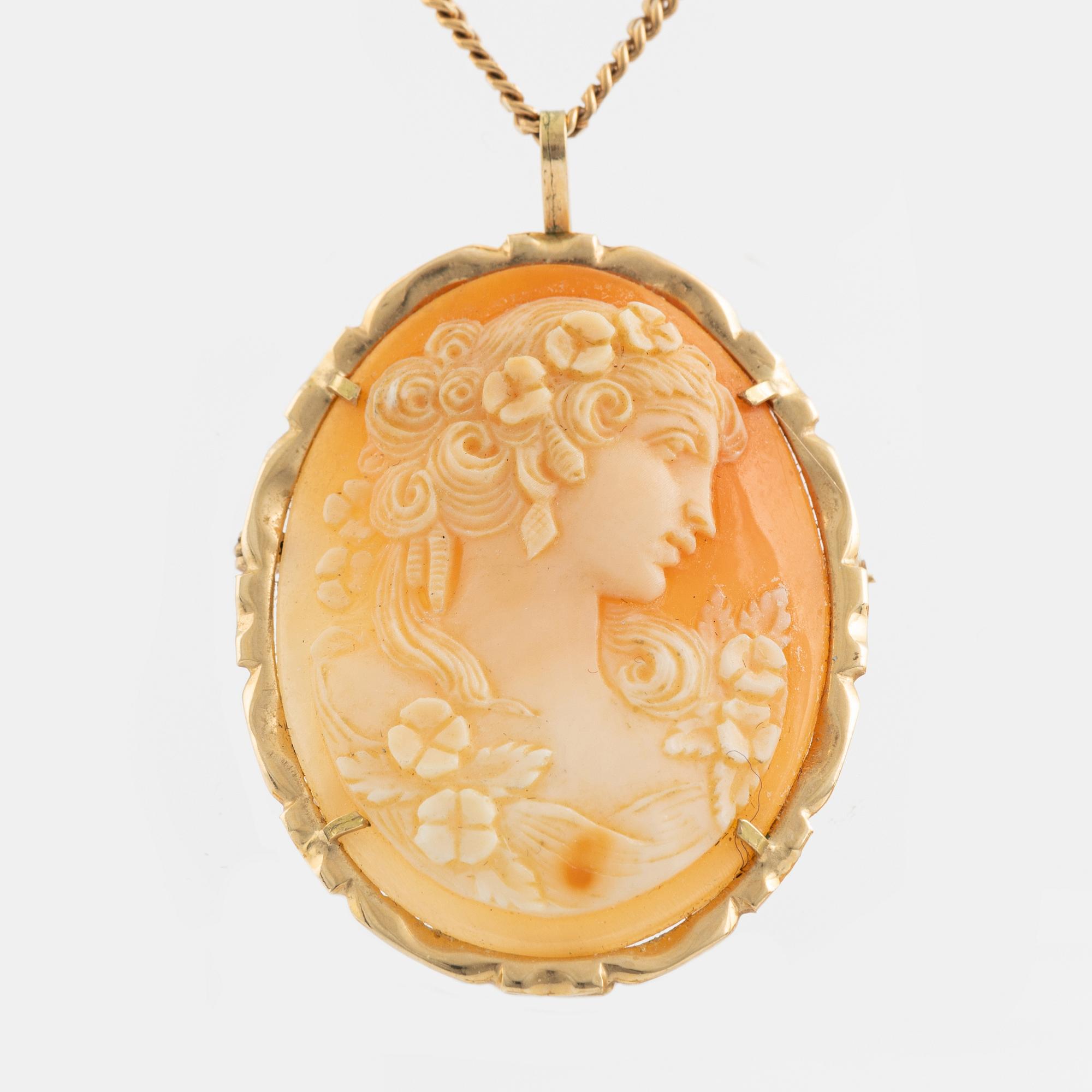 Shell cameo necklace, bracelet and ring.