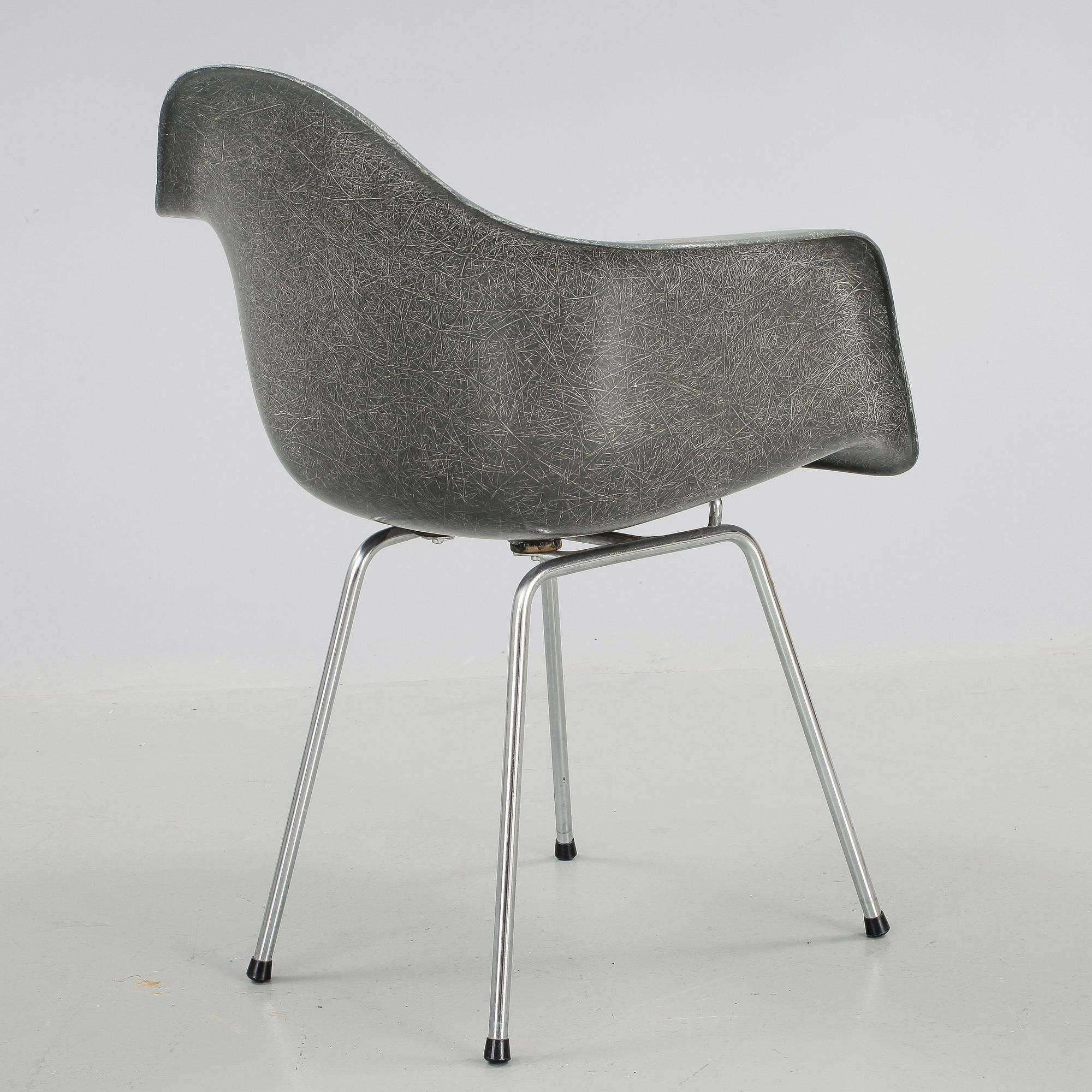 FÅTÖLJ. Charles och Ray Eames, 1960-tal.