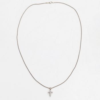 Necklace/pendant, cross, 14K white gold with diamonds totalling approx. 0.25 ct. Finnish hallmarks.