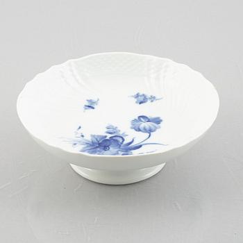 Royal Copenhagen, 53 pieces of a porcelain "Blue flower" coffee and mocha service, Denmark.