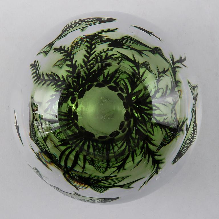 VAS, glas, Fiskgraal, Edward Hald, Orrefors, signerad.