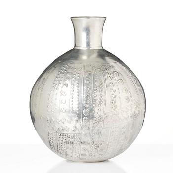 Estrid Ericson, "Peruvian urn", pewter, Firma Svenskt Tenn, Stockholm 1993.