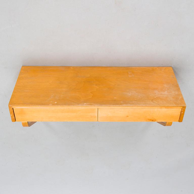 Alvar Aalto, a mid-20th-century console / shelf 114 for O.Y. Huonekalu- ja Rakennustyötehdas A.B.