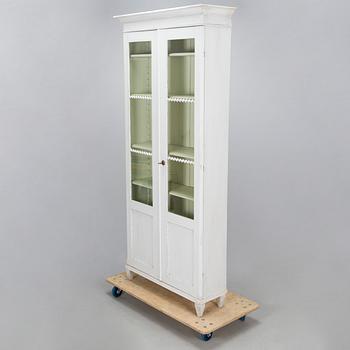 A display cabinet from second half of the 19th century.