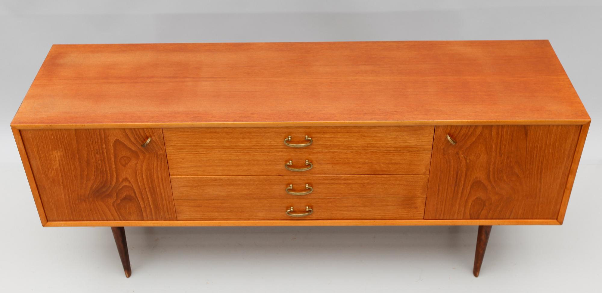 SIDEBOARD, 1900-talets andra hälft.