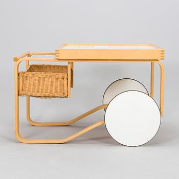 Alvar Aalto, serveringsvagn, modell 900, Artek, Finland, 1970-tal.