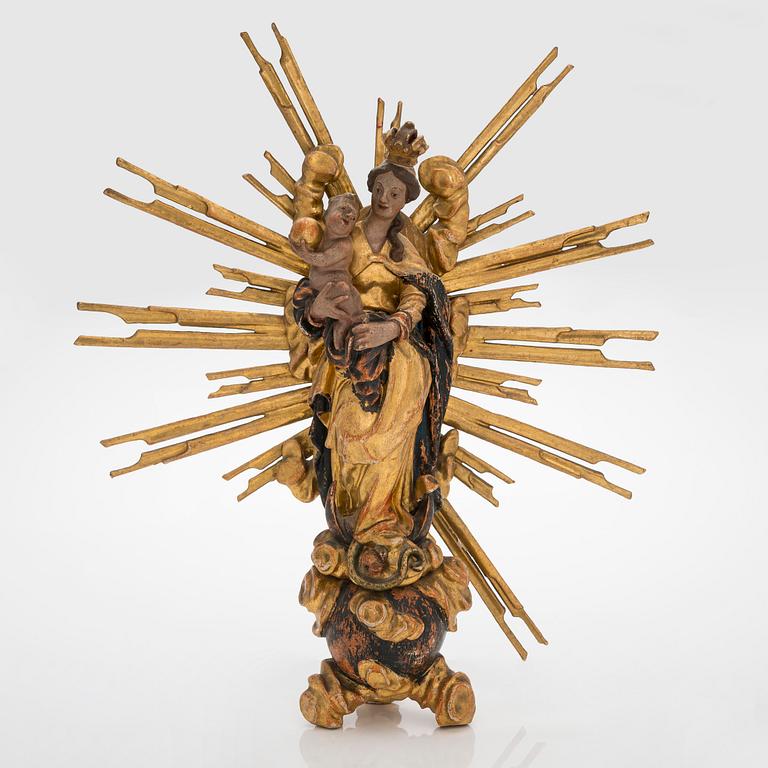 A Madonna with Child sculpture, 18th century, presumably Northern Europe.