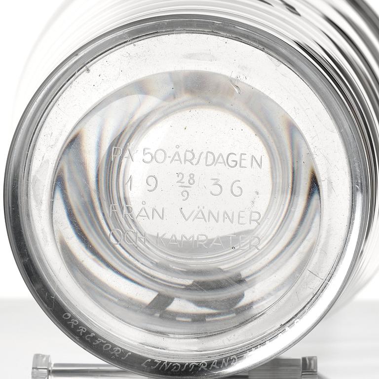 Vicke Lindstrand, an engraved and cut glass vase 'Pärlfiskare', Orrefors, Sweden 1936.