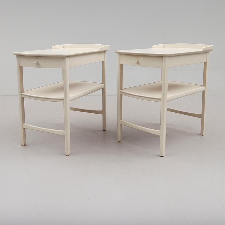 SÄNGBORD, 1 par, Carl Malmsten, Bodafors, 1962 & 1963.