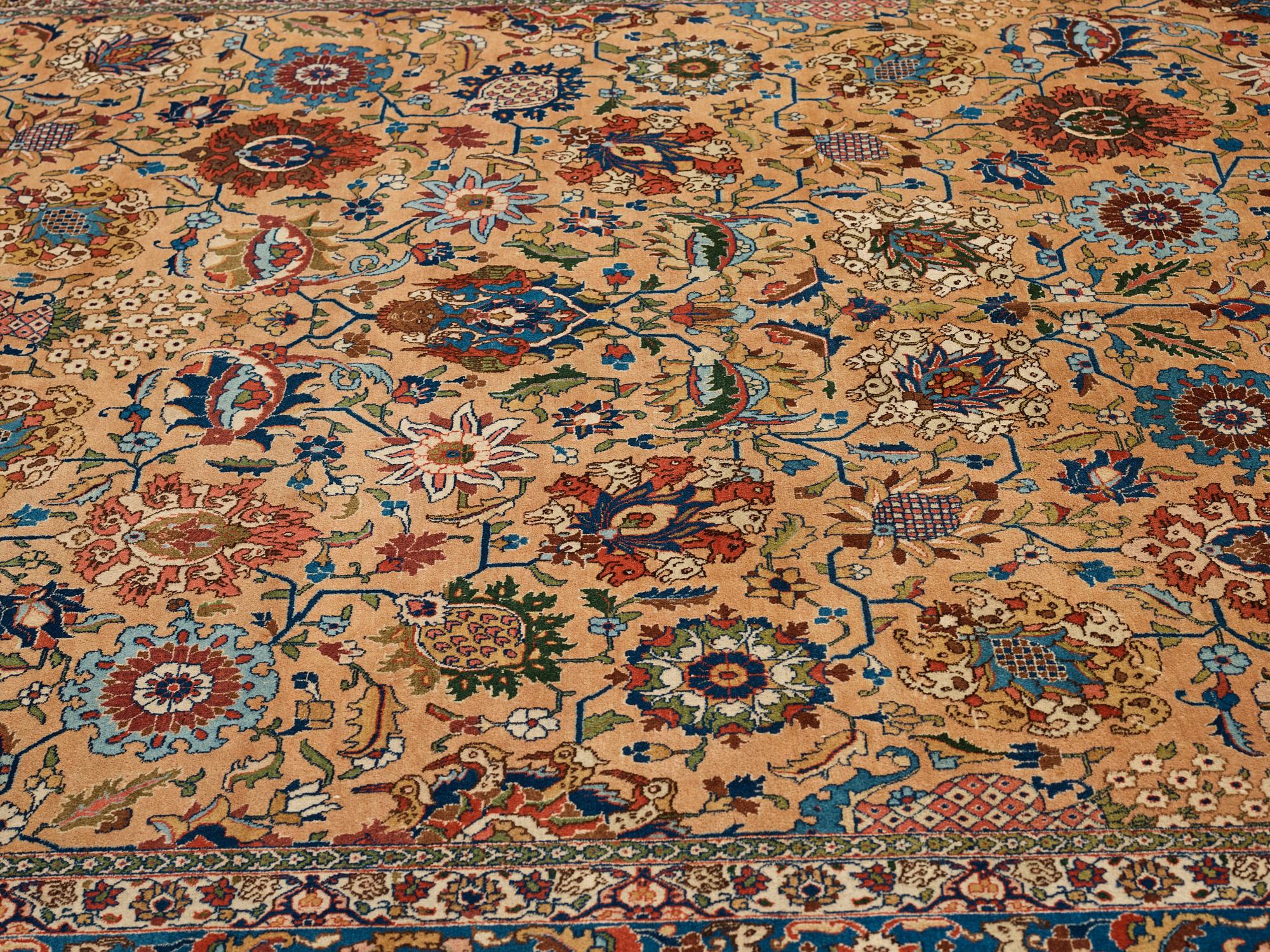 Matta, semiantik Täbris, ca 404 x 292 cm.