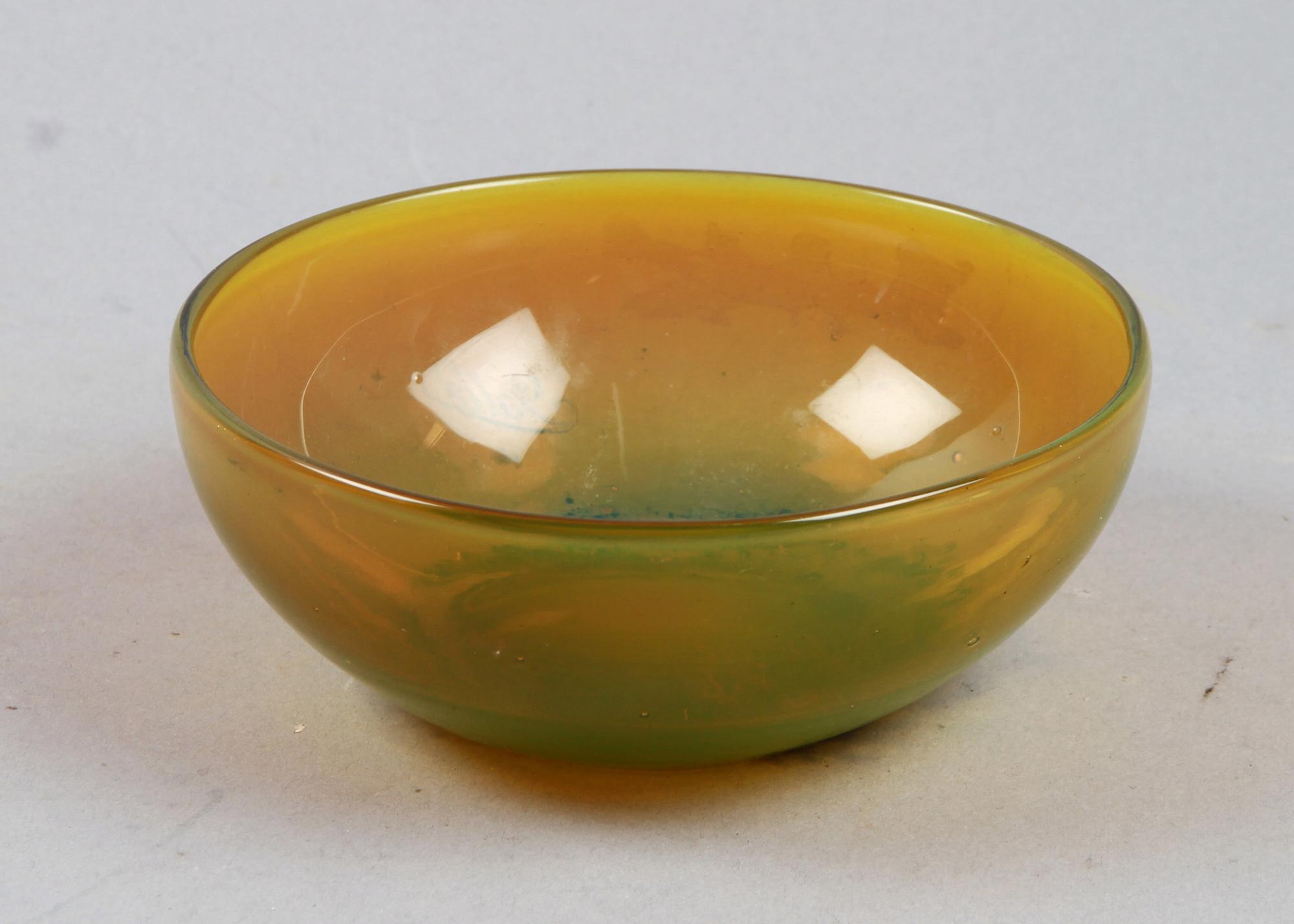 SKÅL, glas, märkt Gallé.