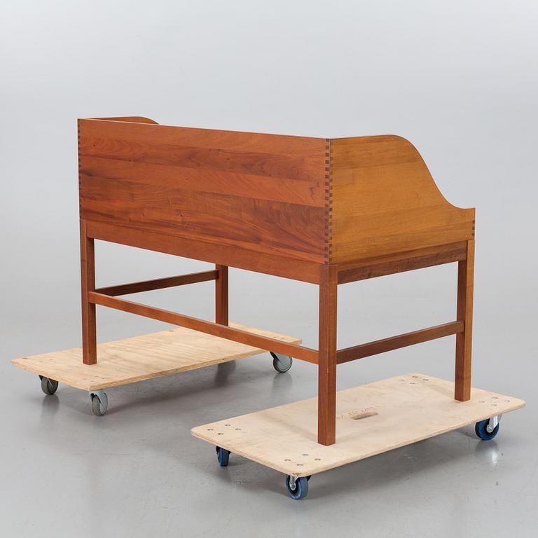 A WRITING DESK BY ANDREAS HANSEN FOR  HADSTEN TRÄINDUSTRI DENMARK.