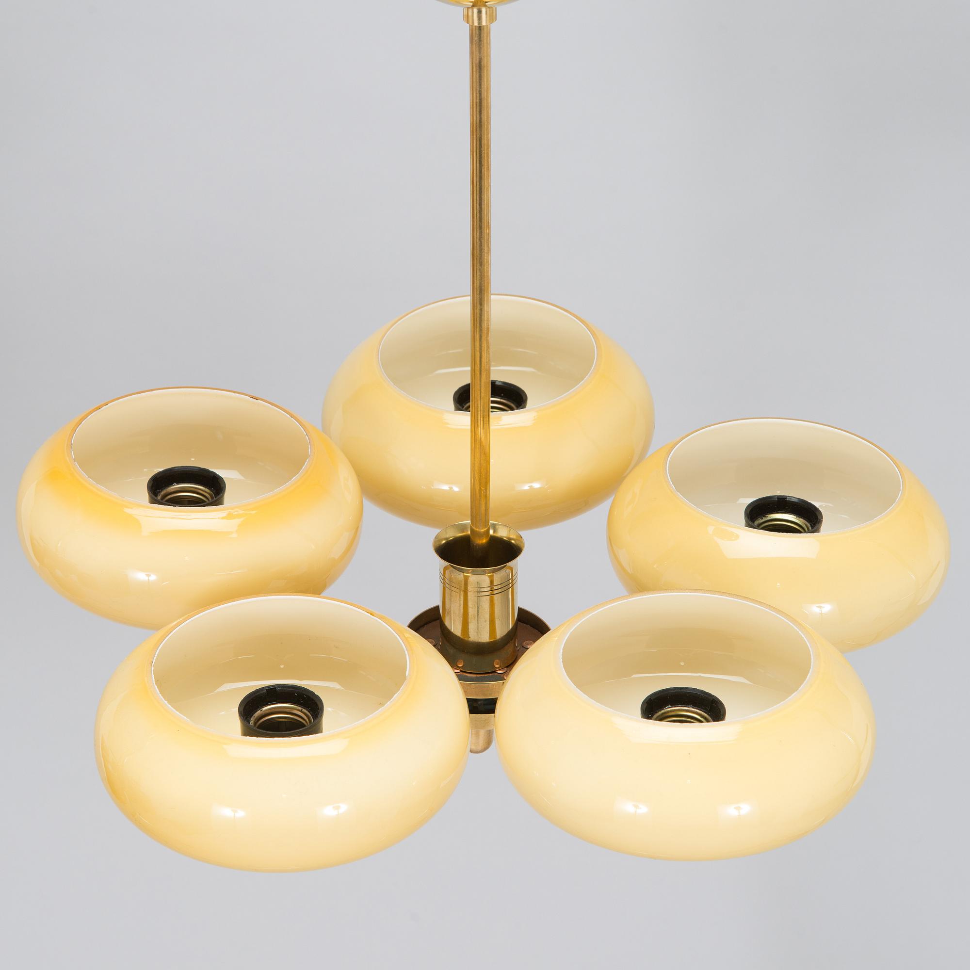 Paavo Tynell, kattovalaisin, malli 1441, Taito 1900-luvun puoliväli.