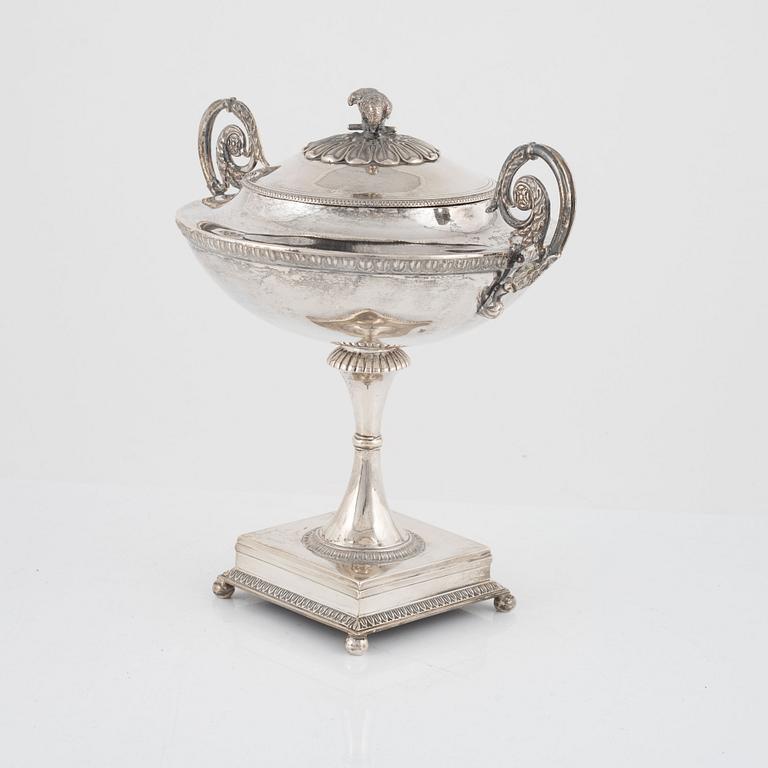 A Swedish Empire Silver Sugar Bowl, mark of Adolf Zethelius, Stockholm 1824.