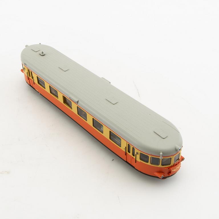 Rälsbuss Y6-Y7 - Yb06-Ub06 i skala 1/87 Jeco.